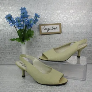 STUART WEIZTMAN Slingback Heels 8.5