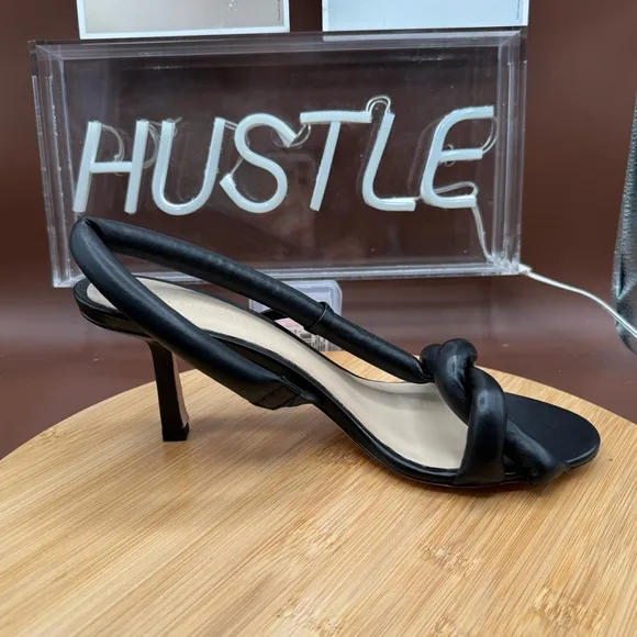 Studio Amelia Tubular Pretzel 70 Black leather slingback Kitten heels size US 9