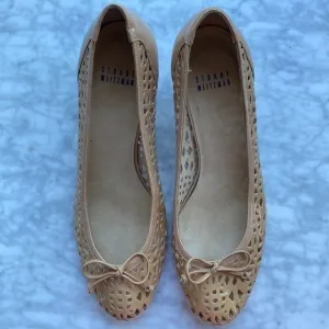 ✨Stunning✨ Stuart Weitzman Cream/Tan Patent Leather Kitten Heels Sz8