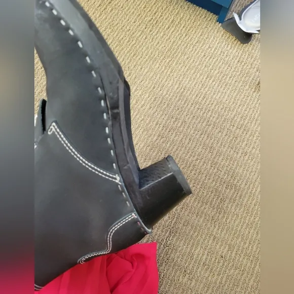 Stylish Black Ankle Boots with White Stitching