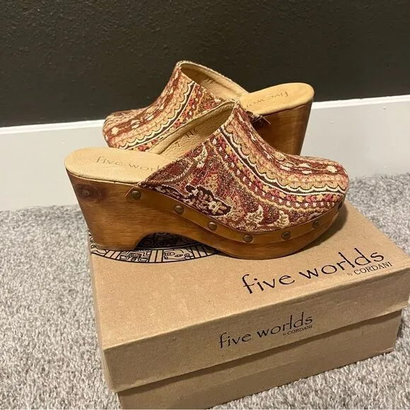 Sundance Five Worlds by Cordani Cyrilla Clogs NEW 7 Brown Multi