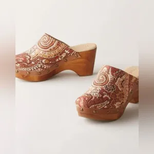 Sundance Five Worlds by Cordani Cyrilla Clogs NEW 7 Brown Multi