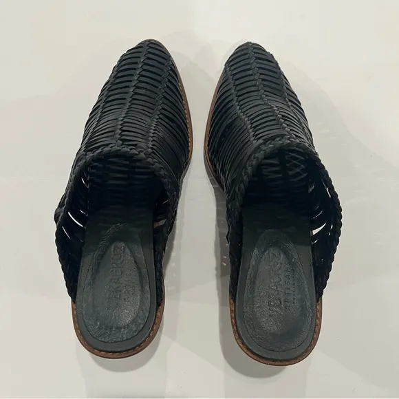 Sundance Veracruz Bella Notte Mules Black Leather |US Women’s size 8.5, EU 39