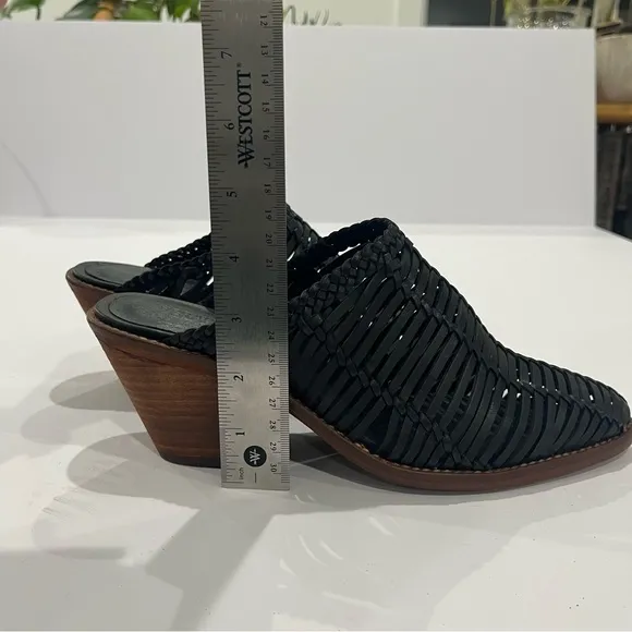 Sundance Veracruz Bella Notte Mules Black Leather |US Women’s size 8.5, EU 39
