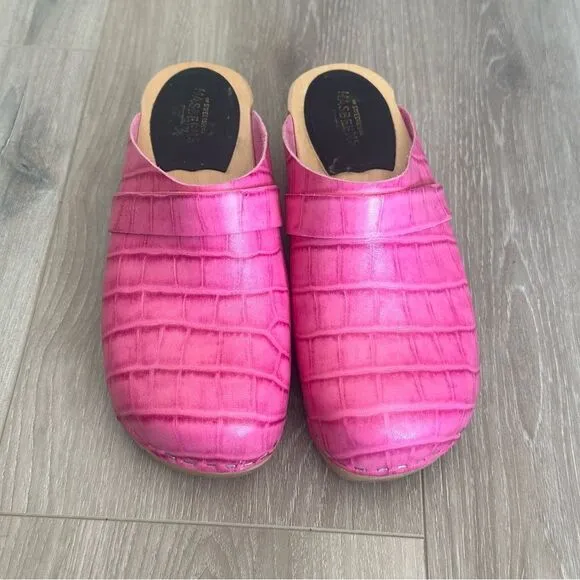 Swedish Hasbeens Heeled Mules Clogs Pink Croc Embossed Women’s EU 36 Barbie