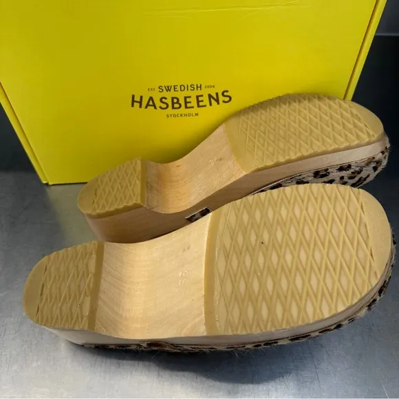 Swedish Hasbeens “Husband Clogs”. New in original box!