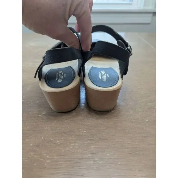 Swedish Hasbeens New Covered Mary Jane Clogs women's size 35 (5) black wooden