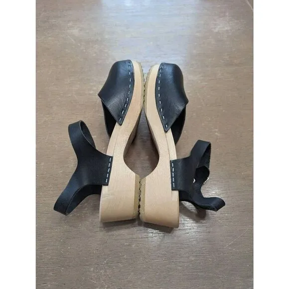 Swedish Hasbeens New Covered Mary Jane Clogs women's size 35 (5) black wooden