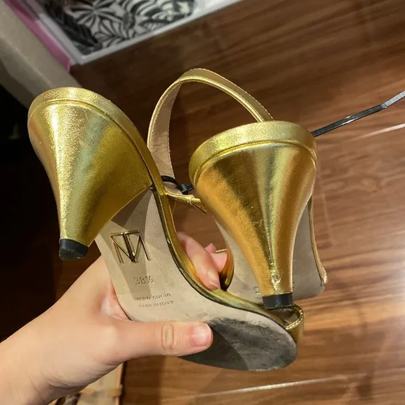 Tamara Mellon / Slingback Cone-Heel Gold Sandal 38.5 8.5