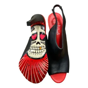 Taylor Says Black Paige Size 7.5M Slingback Skull Graphic Peep Toe Heels