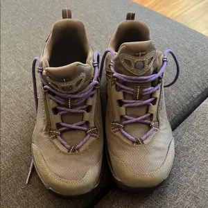 Teva Gray and Purple Hiking Shoes for Active Adventures Size 8.5