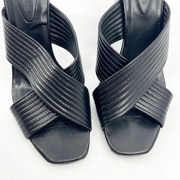 The Kooples Ribbed Leather Criss Cross Block Heel Sandal Mules size 39 8 Black