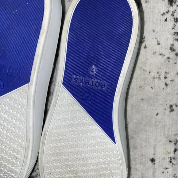 The Original Slip On Sneaker in Bright White | Rothy's Size 7