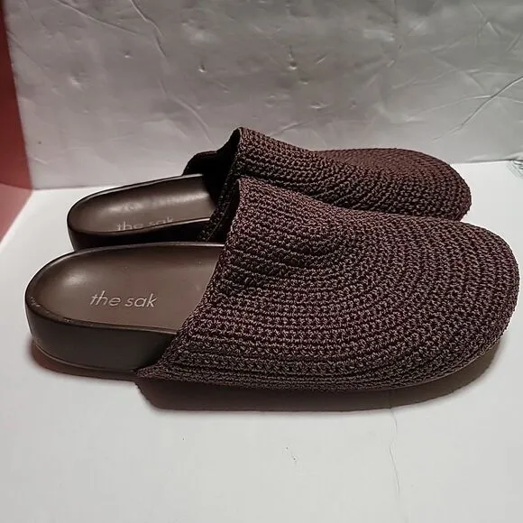 The Sak Bolinas Crochet Clogs Bamboo Static Heather Brown Fabric Flat Size 9