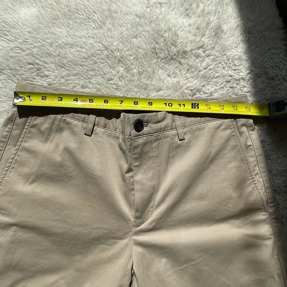 Theory Men’s Chino Shorts Classic Fit Khaki Size 32