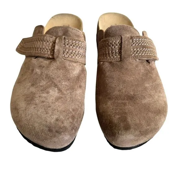 Think! Women's Size US 8.5, EU 39 Julia Velcro Clog in Stone Color