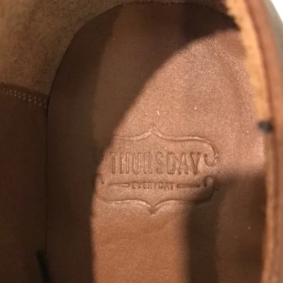 Thursday Boot Co Executive Oxfords Mens 9 Brown Leather Business Cap Toe Shoes