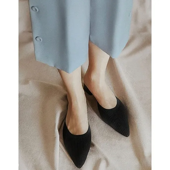 TIJN black knit chunk low heel mules NWOT