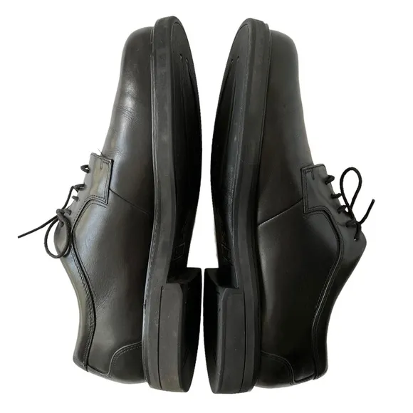 Timberland Waterproof Black Leather Oxfords | 9.5 W