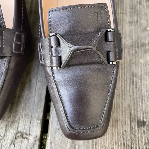 Tod’s Brown Leather Kitten Heels Sz 39