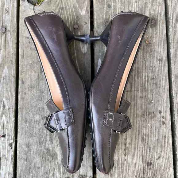 Tod’s Brown Leather Kitten Heels Sz 39