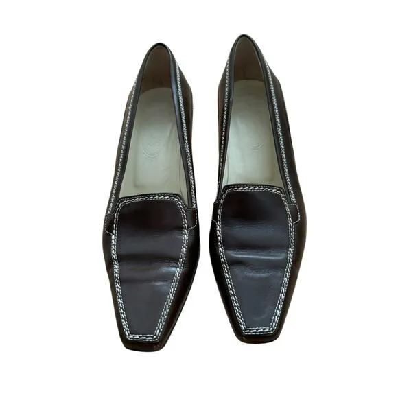 TOD’s Brown Leather Kitten Heels White Stitch Closed Toe Womens size 7.5