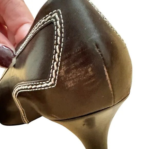 TOD’s Brown Leather Kitten Heels White Stitch Closed Toe Womens size 7.5