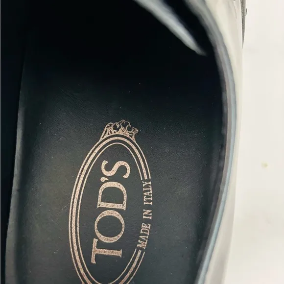 TODS Gommini leather derby shoes