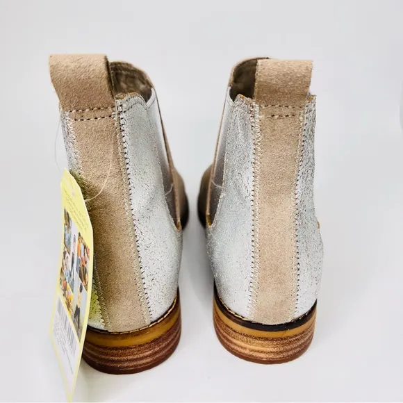 Toms Ella Desert Taupe Suede Silver Metallic Distressed Leather Ankle Bo…