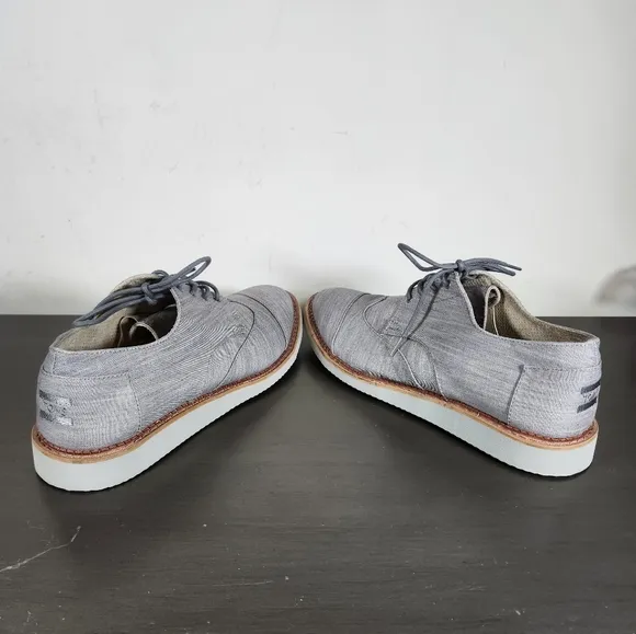 TOMS Gray Canvas Oxfords Wingtips Round Cap Toe Lace Up Men Shoes S 13M NWOB