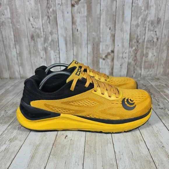 Topo Athletic UltraFly 3 Running Shoes Lightweight Cushioned Yellow Black 10.5