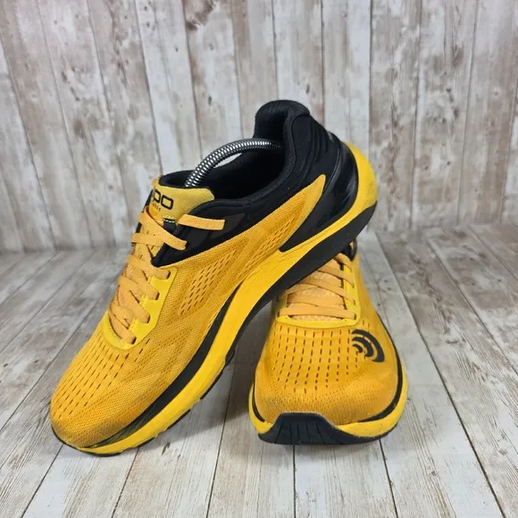 Topo Athletic UltraFly 3 Running Shoes Lightweight Cushioned Yellow Black 10.5