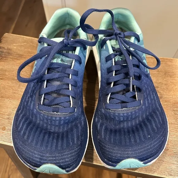 Topo Specter 2 Athletic Running Shoes women’s Size 8 Sneakers