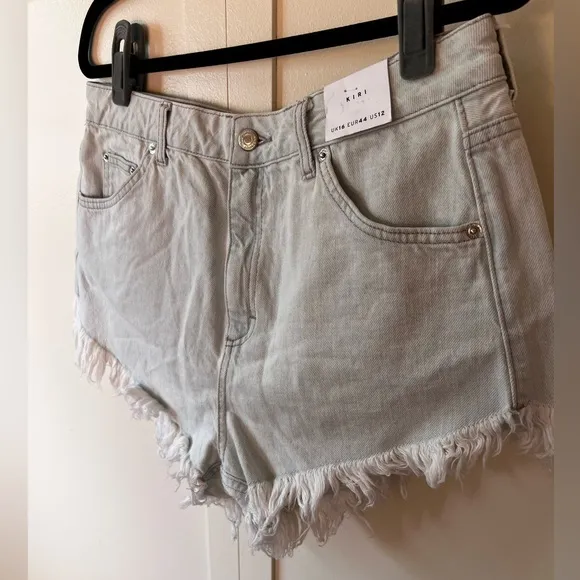 Topshop Kiri Denim Women’s NWT Jean Shorts‎ Light Wash Frayed Size US 12