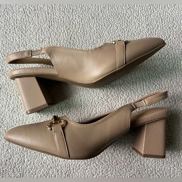 TORRID NUDE SLINGBACK HEELS 11WW
