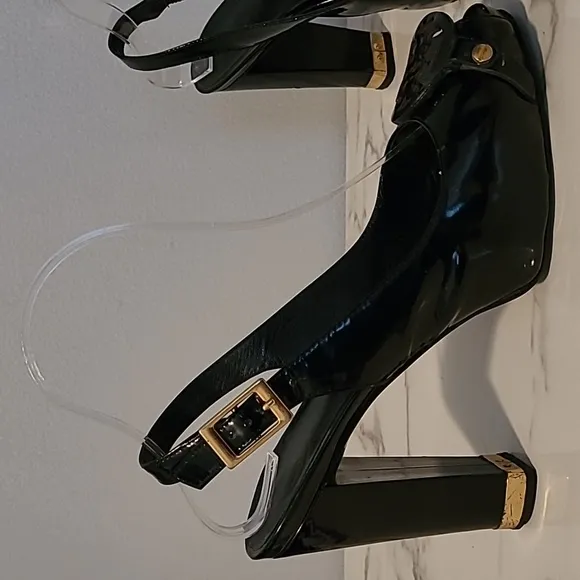 Tory Burch Black Patent Leather Peep Toe Slingback Heels Women's 8.5 Gold Accent