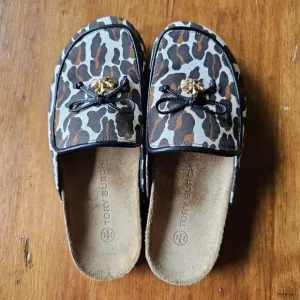 Tory Burch Logo Charm Mule Reva Leopard Canvas Women's Shoes Size 6.5 Slides