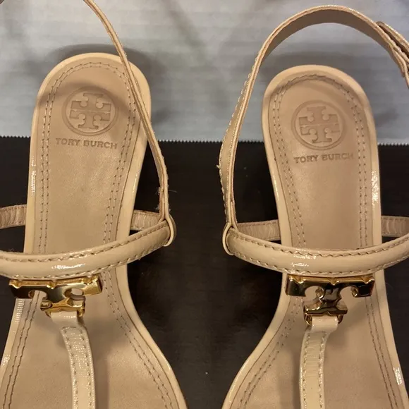 Tory Burch Saffiano Tan T Strap Leather Kitten Heels Size 7 1/2