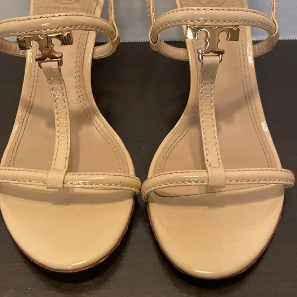 Tory Burch Saffiano Tan T Strap Leather Kitten Heels Size 7 1/2