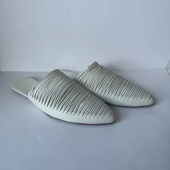 Tory Burch White Sienna Woven Leather Pointed Toe Mules Sandal Flats Casual 9.5