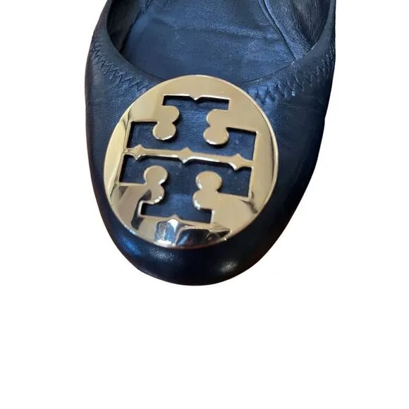 Tory Burch Minnie Travel Ballet Women’s Black Leather Flat w/ Gold Medallion 9.5