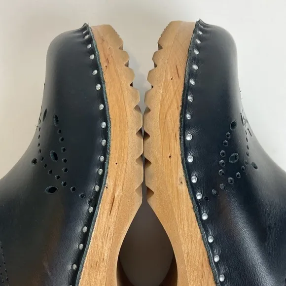 Troentorps Leaf Punch Clogs in Black Size 36 US 5 -5.5 Gorp Casual Granola Girl