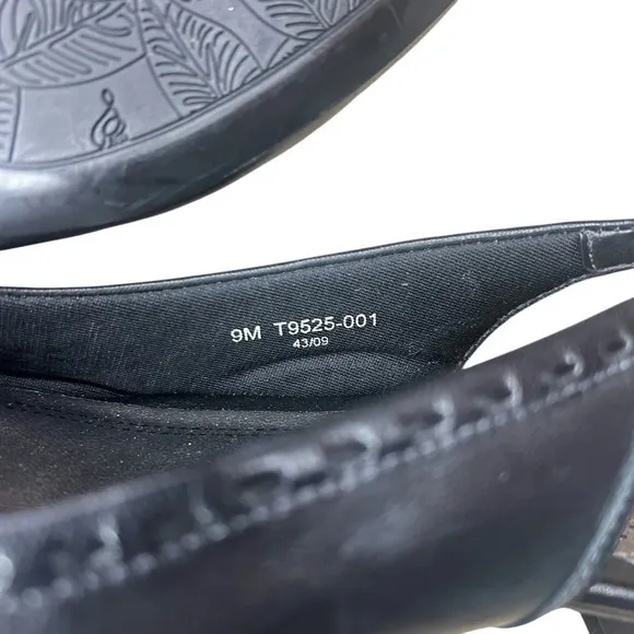 Trotters slingback heel buckle black size 9