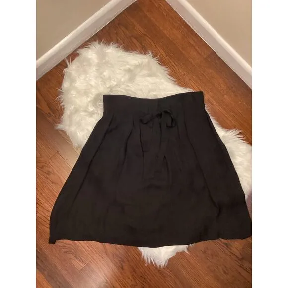 TSE Black Silk High Waist Pleated Button Front Midi Elegant Flowy Skirt 10 M