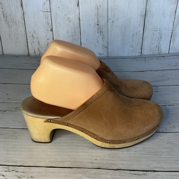 UGG Abbie Camel Clogs
