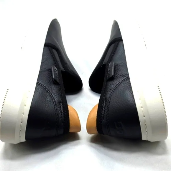 UGG ALAMEDA BLACK LEATHER UPPER SLIP ONS COTTON CANVAS WOMENS 6 NEW IN BOX