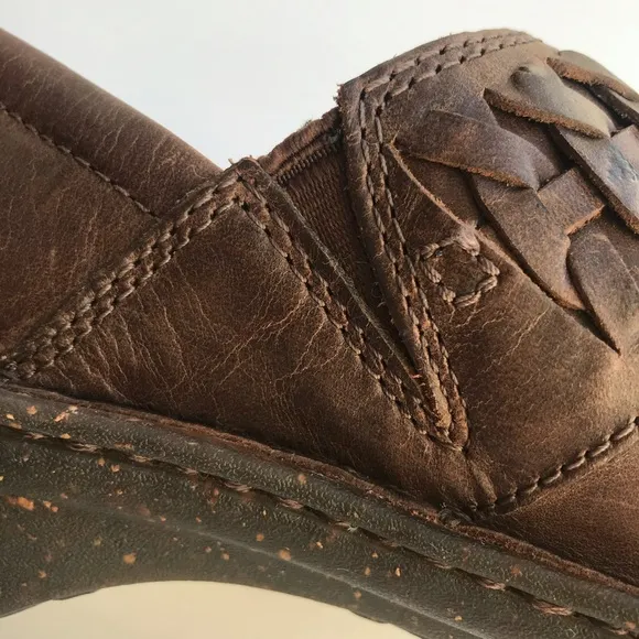 UGG Anila Full Grain Leather Wool Lined Closed Back Slip On Shoes Comfort Clogs