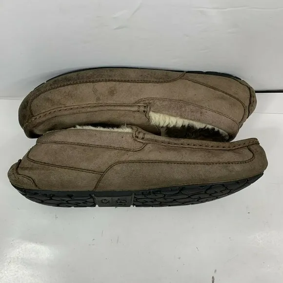 Ugg Ascot Tan Brown Suede Leather Shearling Lining Slip On Slipper Men’s Size 11