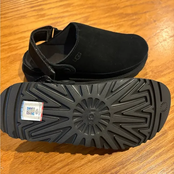 UGG Black Slippers Cozy Slip-On Comfort