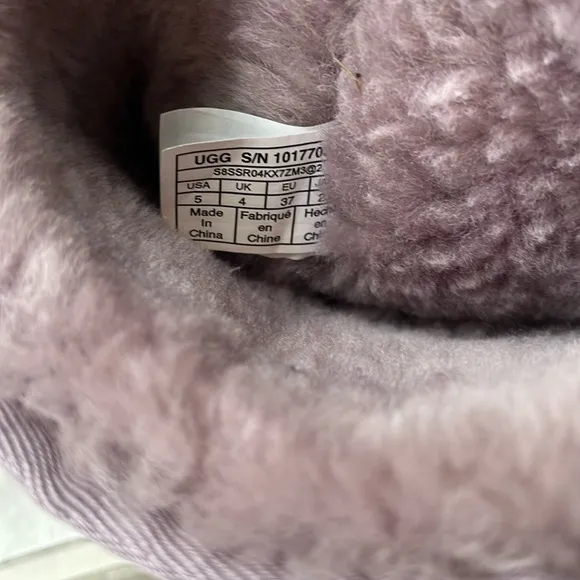 UGG CLASSIC MINI II LAVENDER BOOT US 5